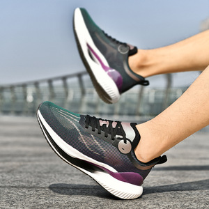Calzado Deportivo Casual con Amortiguación, Ligero, Transpirable y Cómodo: Zapatos Deportivos Versátiles para Hombre de Alta Calidad - Product Image 4
