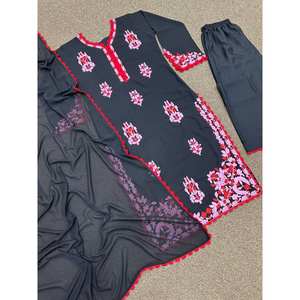 Hermoso Top para mujer con bordado elegante, incluye juego de Pent y Dupatta - Product Image 1