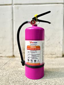 Extintor de Incendios a Base de Agua con Batería de Litio ORION de 3L, Exclusivo para Incendios en Vehículos Eléctricos e Incendios A-B-C, Nueva Tecnología - Product Image 4