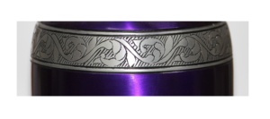 โกศเผาศพผู้ใหญ่สไตล์อเมริกันสีม่วง พร้อมแถบตกแต่งสีเงิน ผลิตจากวัสดุคุณภาพสูง - Product Image 2