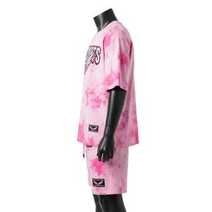 Ensemble t-shirt et short pour homme en jersey de coton premium, tissu tie-dye doux et respirant, impression personnalisée du logo. - Product Image 3