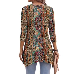 Haut en rayonne marron à motif cachemire ethnique grande taille, col rond, ourlet évasé, confortable, vente en gros pour femmes - Product Image 2