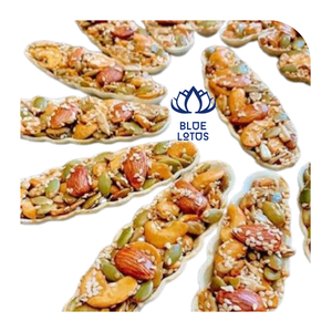 Galleta Crujiente de Nueces Mixtas Blue Lotus 2025, Snack Perfecto para el Desayuno y la Hora del Té - Product Image 1