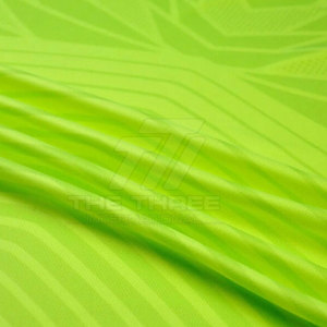 Uniformes de Fútbol Transpirables de Alta Calidad al por Mayor, Tallas y Colores Personalizables, Logotipos y Números Personalizados para Clubes y Escuelas - Product Image 6