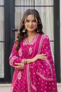 Indian Style <b>Women</b> Pink <b>Kurta</b> Set with Dupatta – Casual & Party Wear - Product Image 6