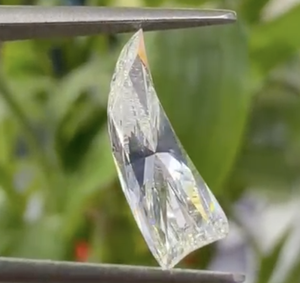 Diamant de laboratoire en forme de corne d'animal, taille personnalisée, couleur D, taille fantaisie, solitaire pour la fabrication de bijoux par RAAMAA - Product Image 3