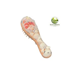 Peine y Cepillo para el Cabello Hechos a Mano con Conchas Marinas Naturales, Flores y Perlas, Estilo Nupcial de Playa, Ecológico, Regalo de Boda Costera de Vietnam - Product Image 3