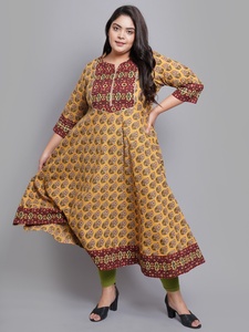 Kurti Anarkali de algodón con estampado floral mostaza para mujer de talla grande, con cuello mandarín y mangas 3/4. - Product Image 1