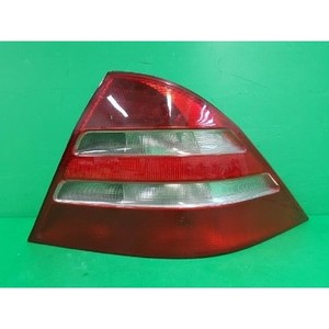 Feu arrière droit d'occasion OEM A2208200264 pour Classe S 1998-2002 - Product Image 1