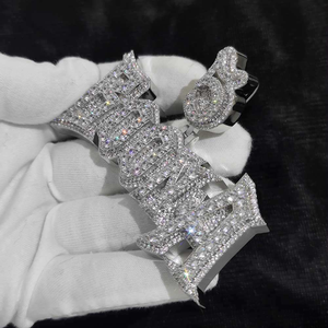 Collar de Lujo Personalizado con Nombre de Moissanita, Letra Iced Out, Micro Pavé, Joyería Hip Hop, Pieza Destacada, Regalo - Product Image 1