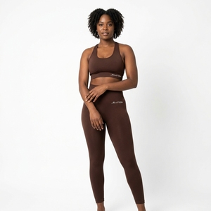 Conjunto Deportivo para Mujer, Top Deportivo Marrón con Espalda Cruzada y Leggings de Cintura Alta, para Yoga, Gimnasio, Fitness y Entrenamiento - Product Image 3