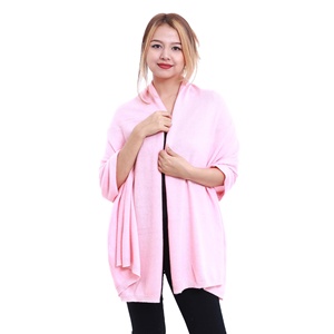 100% Cashmere Stylish <b>Green</b> Argyle Pattern Shawl/Scarf Plain Rib Knitted Winter Warmer Soft and Sustainable Fashion for Women - Product Image 5