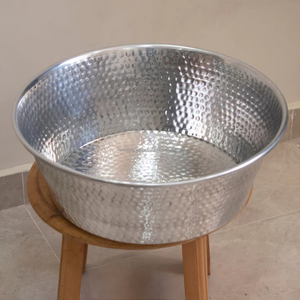 Pédicure en aluminium martelé poli Grand bol Spa Essentials Bassin de pédicure rond Soulagement des pieds et massage Bol rond - Product Image 1