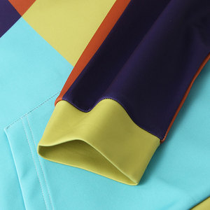 เสื้อฮู้ดผู้ชายแบบสวมหัวทรงโอเวอร์ไซส์ สีสันตัดกัน มีกระเป๋า แขนยาว ผ้าถักโพลีเอสเตอร์ สไตล์ฤดูใบไม้ร่วง - Product Image 4