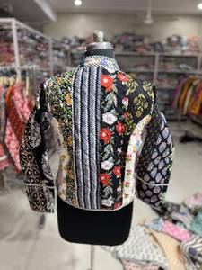 Chaqueta Acolchada para Mujer, con Parches Florales, Cuello Mandarín, Manga Larga, Ropa de Invierno, Bordado a Mano, Relleno de Poliéster, REGALO - Product Image 6