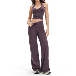 เสื้อครอปเซ็กซี่แบบผูกคอสำหรับผู้หญิงรุ่นใหม่พรีเมียม พร้อมกางเกงขาบานเอวสูง ผ้าเนื้อนุ่ม ระบายอากาศได้ดี น้ำหนักเบา เหมาะสำหรับโยคะ พิลาทิส และกิจกรรมออกกำลังกาย - Product Image 2