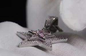 Colgante de Estrella con Incrustaciones de Diamantes para Hombre y Mujer, Estilo Hip Hop, con Circonita Cúbica Rosa, Chapado en Oro - Product Image 4