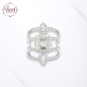 [Sheri Jewels] Baguette Women's 18K Solid White Gold Natural Diamond Fancy Style Ring - Product Image 1