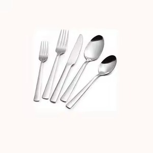 Ensemble de couverts en métal design pour la salle à manger, duo cuillère et fourchette de service, parfait pour une cuisine élégante et les réceptions - Product Image 4