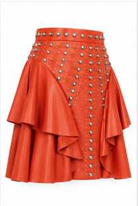 Mini-jupe trapèze rouge en cuir pour femme avec rivets, style punk, couleur unie, finition brillante - Product Image 3