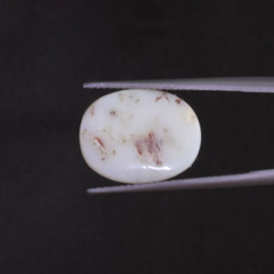 Opale Gemme en vrac 4,78 carats taille coussin 15,5x12mm polie à la main certifiée IGI Gemme naturelle blanche avec traitement de cirage/lustrage léger - Product Image 3