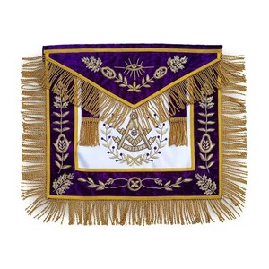 Tablier de Franc-Maçonnerie de Qualité Supérieure Past Master Blue Lodge en Velours Violet avec Broderie à la Main, Franges et Pompons - Product Image 1