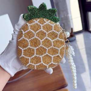 Monedero de cuentas de semillas hecho a mano con cita divertida y texto personalizado, bordado a mano, con cremallera, billetera compacta unisex - Product Image 4