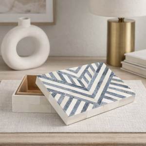 Boîte à bijoux en MDF de haute qualité avec un look élégant et un rangement pratique pour collection de bijoux personnels - Product Image 1