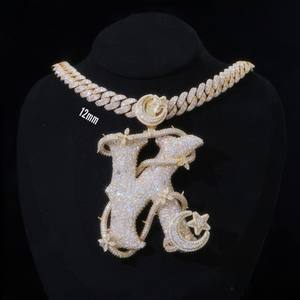 Pendentif fantaisie style Hip-Hop en argent 925, serti de moissanite D VVS1 taille ronde, lettre R, pour cadeau - Product Image 2