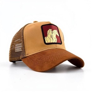 Gorra Trucker de Malla Marrón Personalizada con Aplique de Caballo en el Panel Frontal, Ajustable, Unisex, Casual, de Moda, para Playa, OEM 2026 - Product Image 1