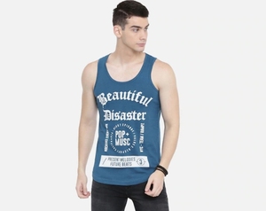 Camiseta sin mangas azul para hombre, con estampado informal, cuello redondo, transpirable, de algodón. - Product Image 1