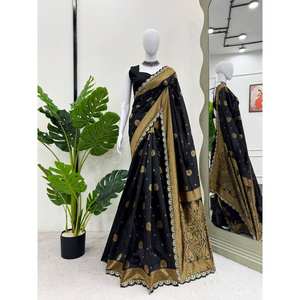 CRÉATEUR KOTA JACQUARD EN SOIE AVEC CODAGE et SÉQUENCE DENTELLE DE TRAVAIL SAREE AVEC BLOUSE NON COUCHÉE NOIR - Product Image 1
