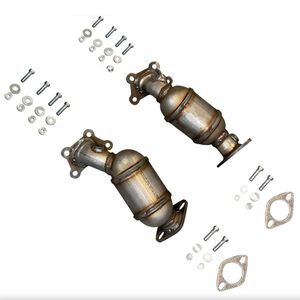 Convertitori Catalitici Anteriori e Posteriori per Chevrolet Equinox e GMC Terrain 3.0L 2010-2011, Set da 2 Pezzi con 16670 e 16883 - Product Image 1