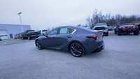 Superbe Lexus IS350 AWD Gris 2025 d'occasion avec toit ouvrant rouge, berline, au meilleur prix – Voiture de qualité