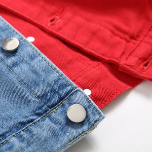 Camisa de mezclilla para hombre con bloques de color, roja y azul, con parches, desgastada, de corte regular, con cuello vuelto, informal, de manga larga - Product Image 4
