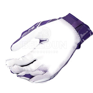 Guantes de fútbol americano personalizados con estampado, hechos de cuero de alta calidad, para venta en línea. - Product Image 6