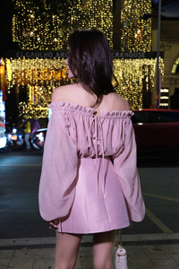 Conjunto Coshe Roxana, blusa de organza con falda floral de tafetán, elegante conjunto de dos piezas, estilo femenino y sexy para fiestas y eventos nocturnos. - Product Image 4