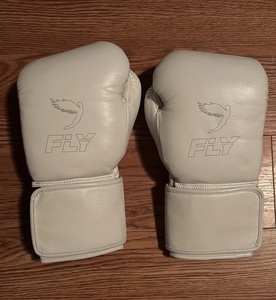 Guantes de Boxeo Fly Superloop Pro X 2, Guantes de Boxeo de Piel de Vacuno Auténtica con Cierre de Gancho y Bucle para Entrenamiento y Sparring con Logotipo Personalizado - Product Image 1
