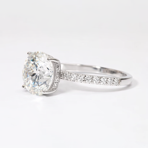 แหวนเงินแท้ 925 ชุบทองคำ 18K ประดับเพชรทรงรีเพาะเลี้ยงในห้องปฏิบัติการ ดีไซน์โอวัล ฮีโลซ่อน แหวนหมั้นเพชรเม็ดเดี่ยว แหวนสัญญาทำมือ - Product Image 4