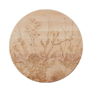 Blocs à découper en bois massif faits à la main de grande vente conception d'arbre planche à découper gravée pour les fournitures de cuisine en marbre de cuisine - Product Image 1