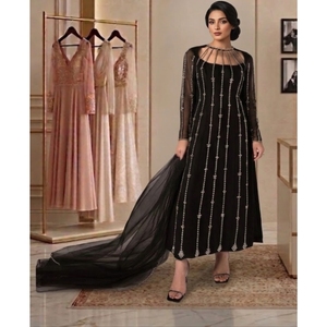 เทรนด์ CP นำเสนอชุดออกแบบพิเศษระดับพรีเมียมสไตล์ปากีสถาน ผ้าจอร์เจตต์สีดำ แต่งผ้าตาข่าย แบบอานาร์กาลี ความยาวเต็มตัว สำหรับงานปาร์ตี้ ชุด 3 ชิ้น ทำด้วยมือ - Product Image 4