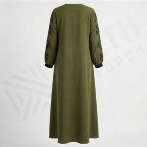 Abaya Islamique Femme à Séchage Rapide, Tendance et de Haute Qualité, Respirante, Modeste, Élégante, en Polyester, Col en V, Longueur Cheville – Meilleures Ventes - Product Image 2