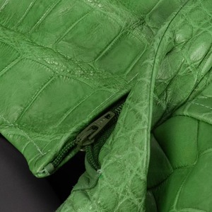 Veste en cuir gaufré croco vert pour homme, style motard, col rabattu, fermeture éclair sur le devant, coupe ajustée, pour l'automne - Product Image 4