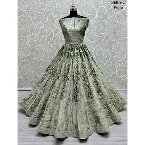 Fabzone FZBELLA Collections de mariée indiennes Vêtements de mariage en velours avec Zarkhan Work for Brides - Product Image 3