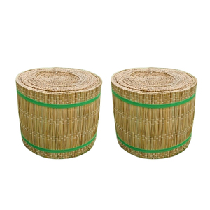 Alfombra de junco ecológica y sostenible para áreas de estar interiores y soluciones de decoración natural tradicional para el hogar - Product Image 1