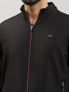 Survêtement Homme Coupe Ajustée Uni Décontracté Haute Qualité Nouveau Design Tendance Matière Optimale Prix Abordable pour l'Hiver - Product Image 6