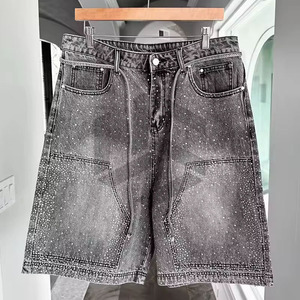 Fabricante de Logotipos Personalizados con Pedrería, Shorts de Mezclilla Vintage de Alta Calidad con Estampado Puff, Lavado Ácido y Efecto Desgastado por el Sol - Product Image 4