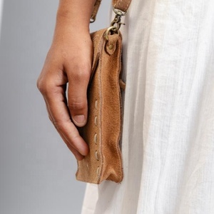 ชุดเดรสผู้หญิงดีไซน์วินเทจหนังแท้สะพายข้างกระเป๋าใส่โทรศัพท์มือถือกระเป๋าหนังนิ่มสำหรับใส่โทรศัพท์ที่ใส่บัตรเครดิต - Product Image 2