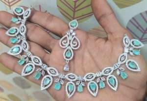 Conjunto de collar de latón de alta calidad con acabado antiguo para festivales y regalos, disponible para la venta. - Product Image 6