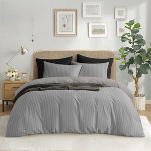 Hotel-Quality 3-Piece Microfiber Stripe Bedding Set Easy-Care Soft Solid King Size Modern Style Customized Wholesale Polyester - Product Image 3